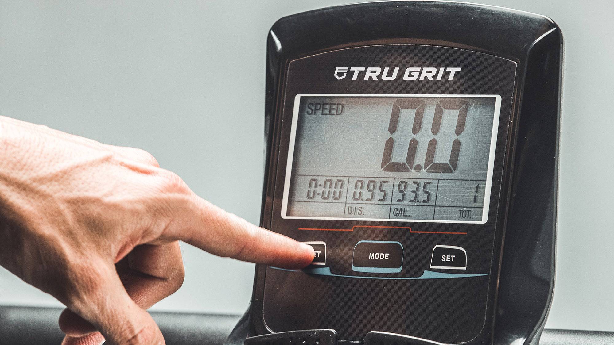 Elevate Your Workout with the Grit Runner Curved Manual Treadmill - Unleash Your Fitness Potential!